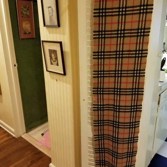 Burberry  Vintage Cashmere Scarf 4 ft - Picture 1 of 5